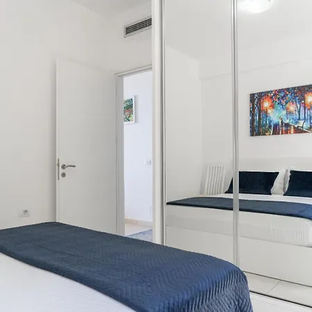 Apartment Aja's *